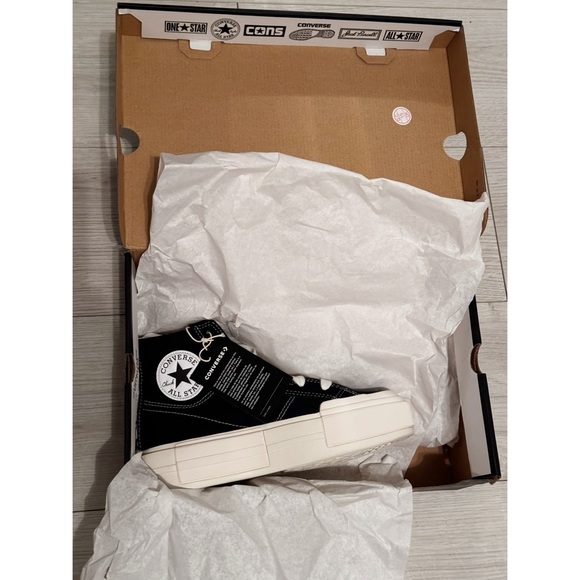 Converse Chuck Taylor All Star Cruise High Tops - Picture 5 of 15